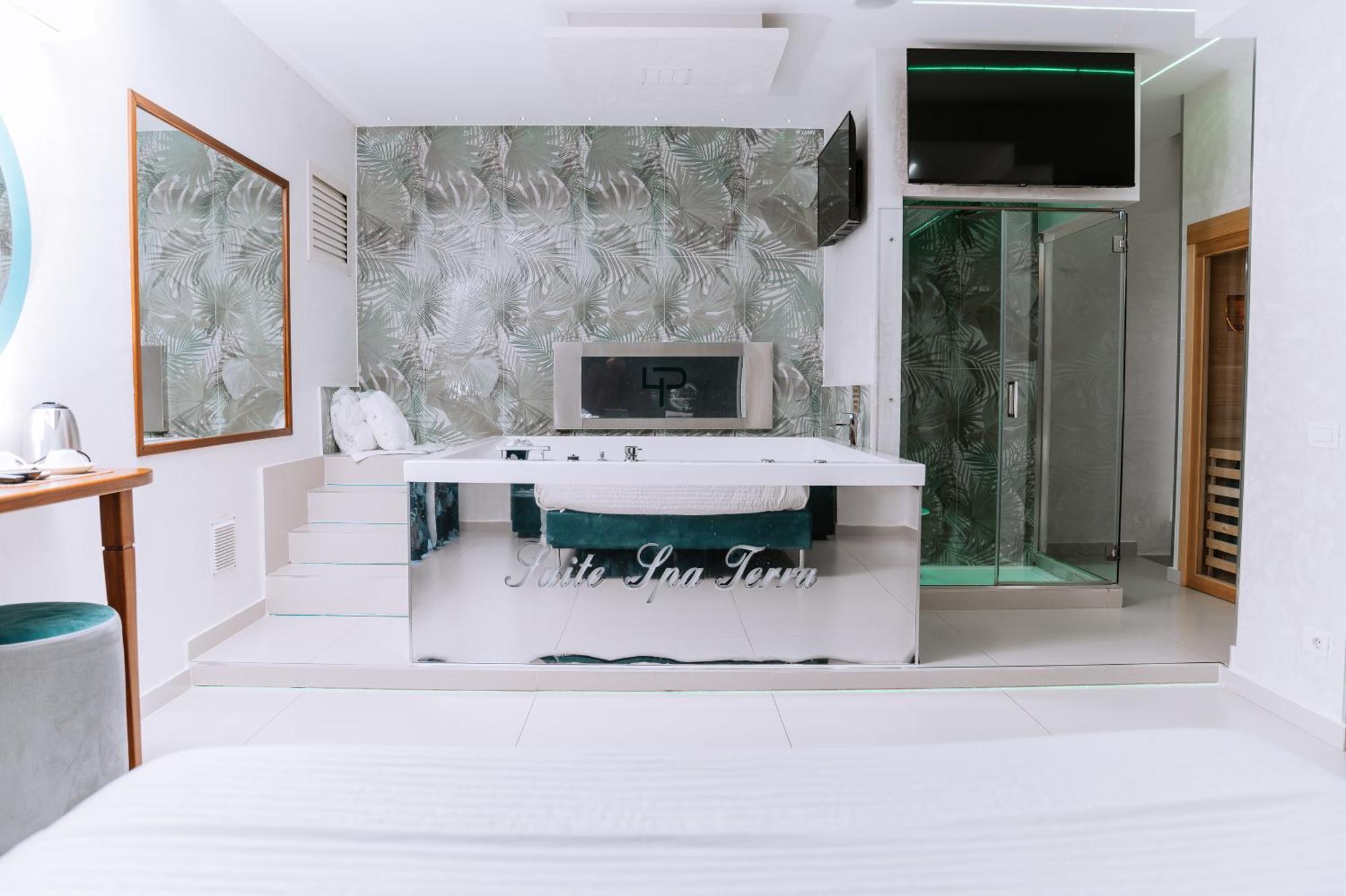 Hotel Paradiso Lago Patria Εξωτερικό φωτογραφία